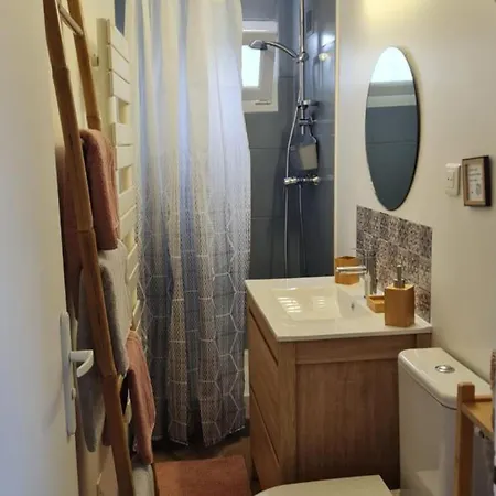 Holiday home Maison De Charme A Rethondes, 2 Pers, Tv, Wi-fi, Cuisine Equipee, Proche Compiegne Et Sites Historiques - Fr-1-526-47