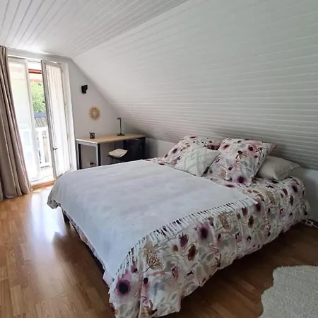 Holiday home Maison De Charme A Rethondes, 2 Pers, Tv, Wi-fi, Cuisine Equipee, Proche Compiegne Et Sites Historiques - Fr-1-526-47 Rethondes